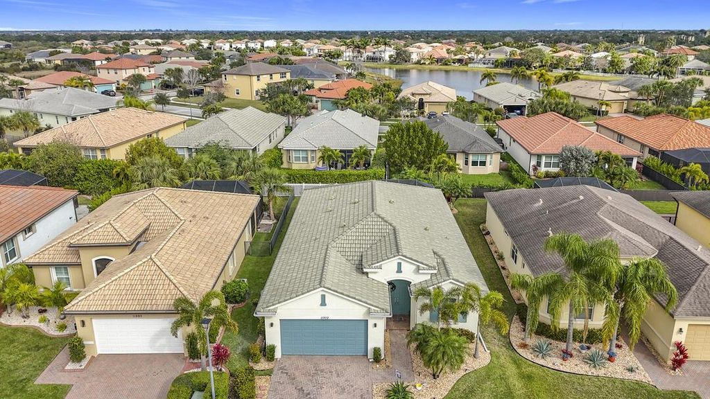 Photo of 11972 SW Crestwood Circle, Port Saint Lucie, FL 34987 (MLS # R11056447)