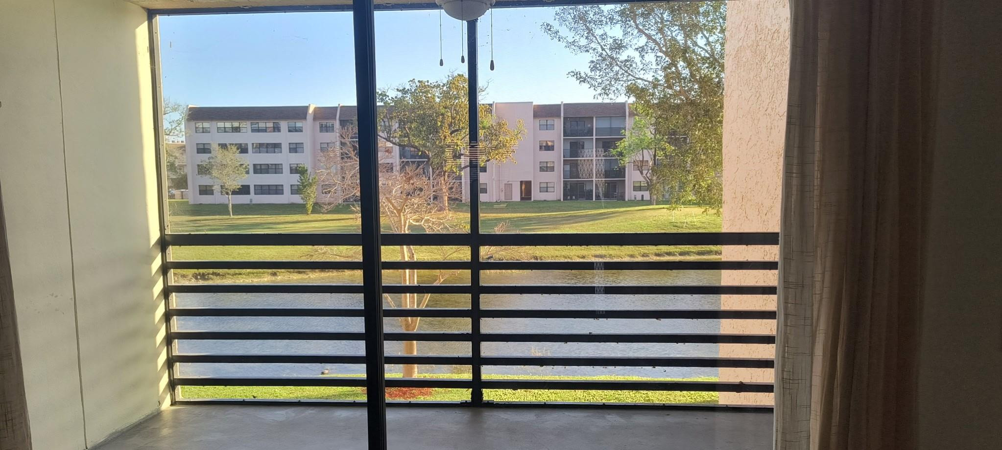 SUNRISE LAKES IV - Residential