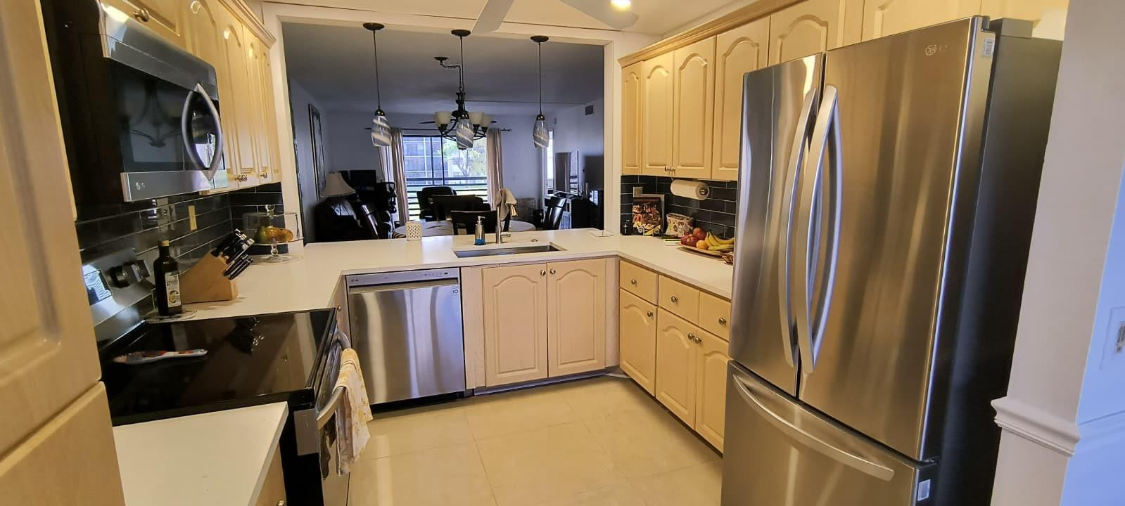 SUNRISE LAKES IV - Residential