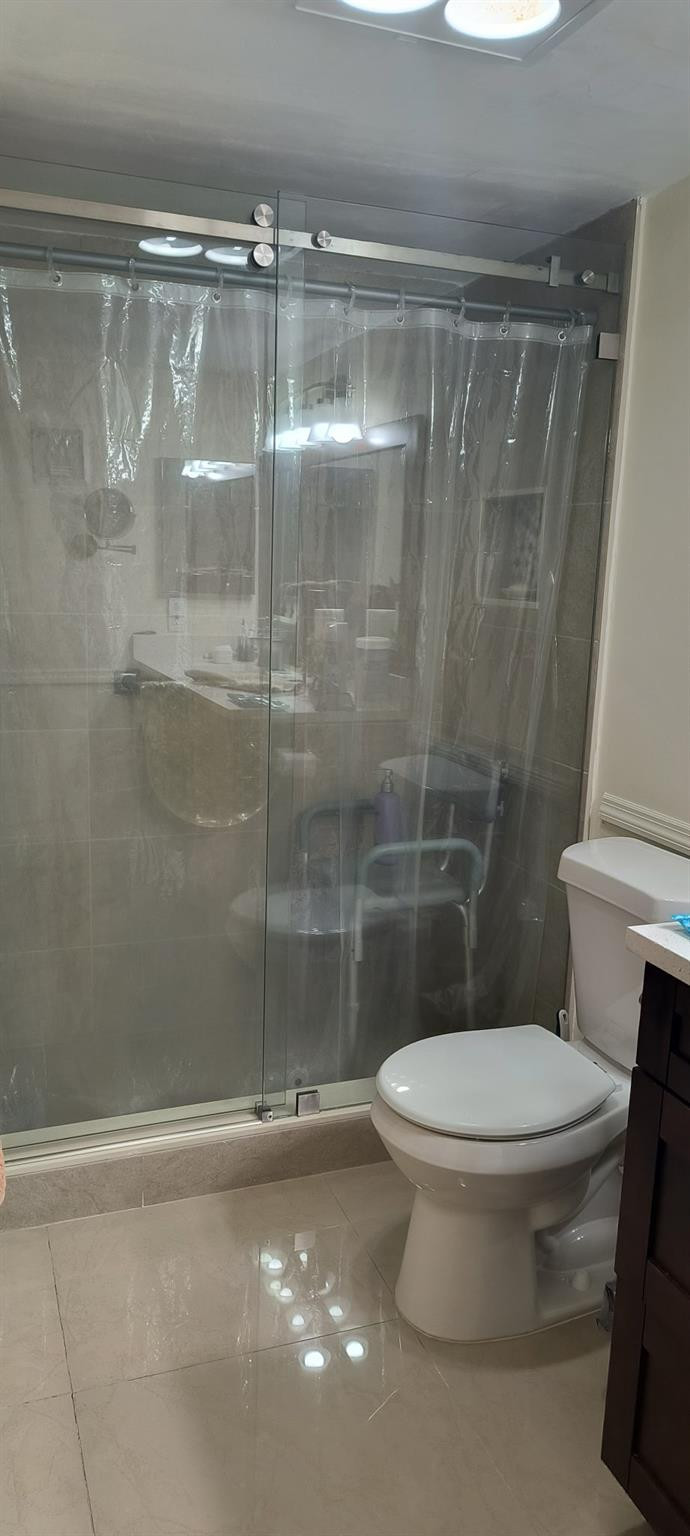 SUNRISE LAKES IV - Residential