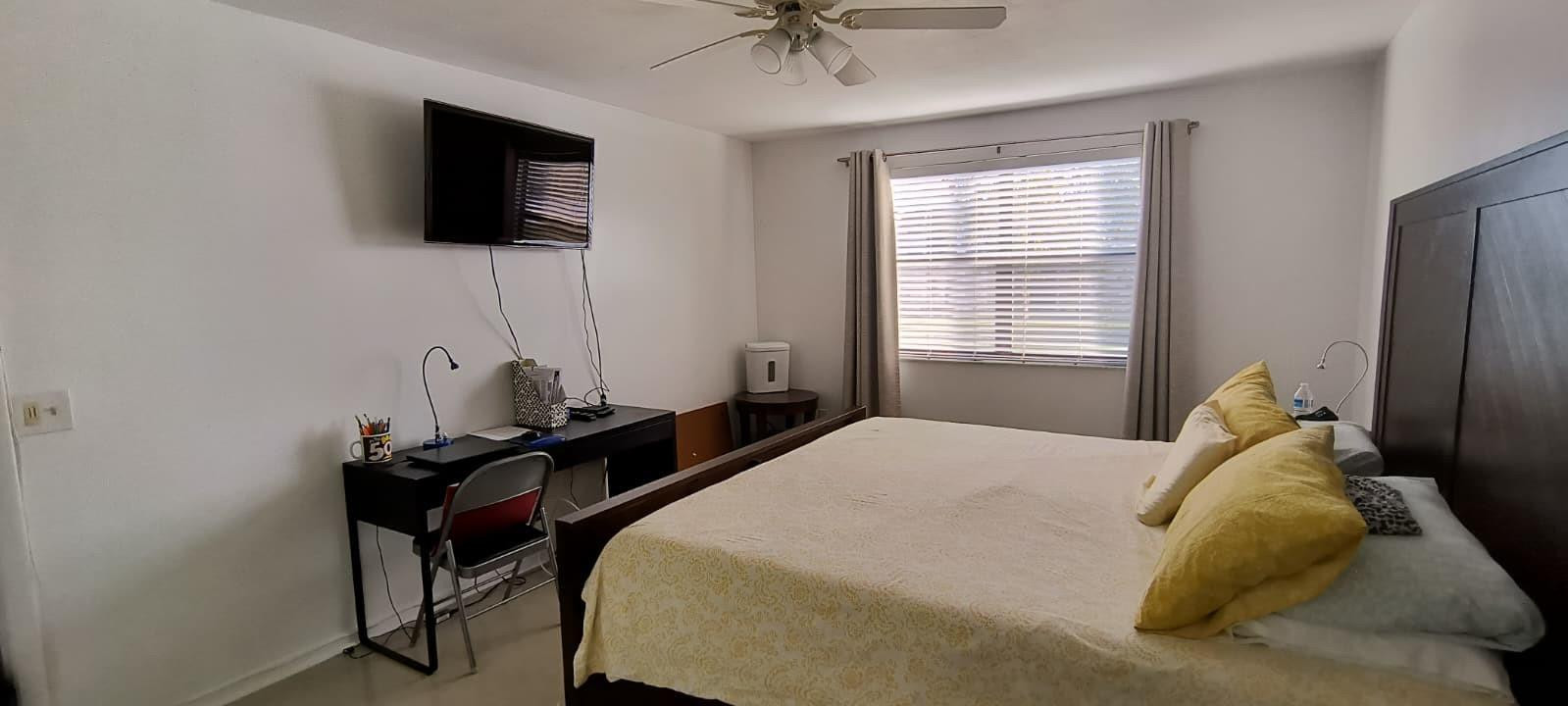 SUNRISE LAKES IV - Residential