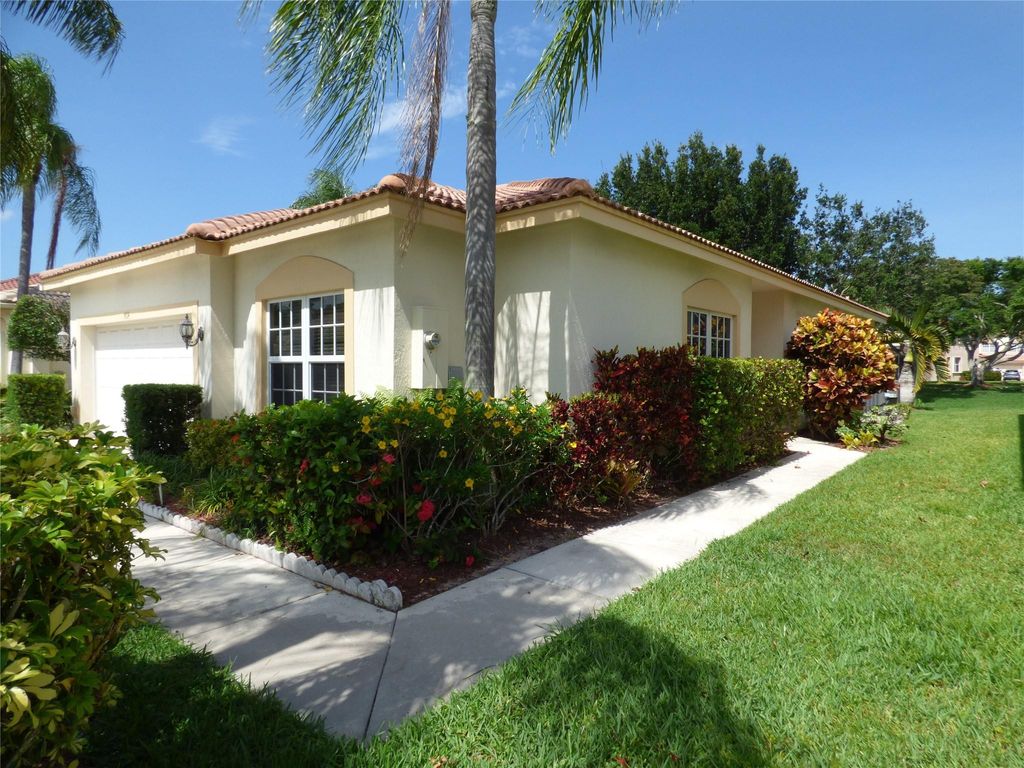 Photo of 7614 Colony Lake Drive, Boynton Beach, FL 33436 (MLS # F10507040)