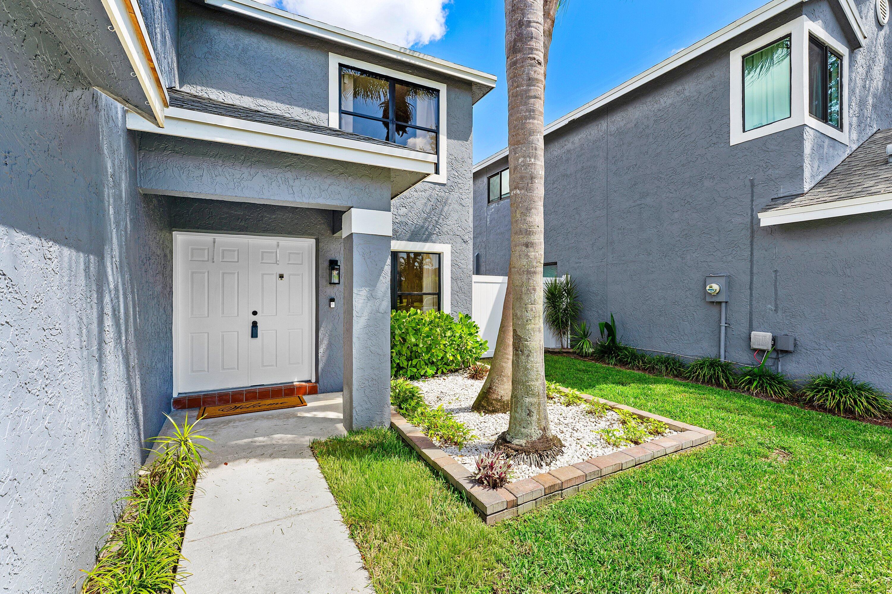 5753 Northpointe Lane