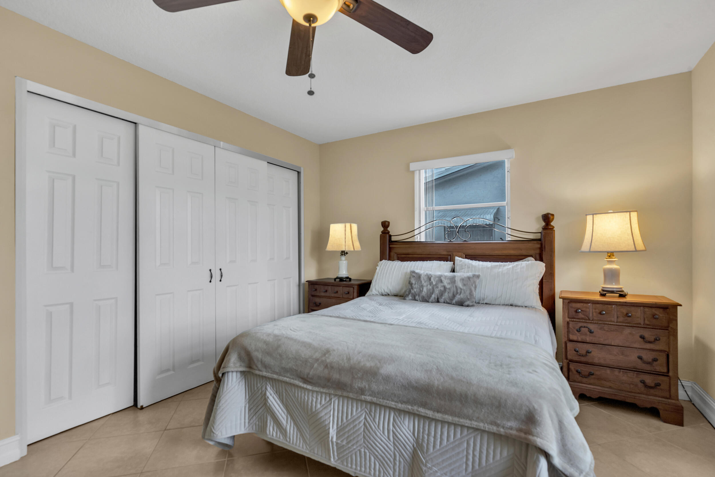 LAUDERDALE WEST 2 SEC - Residential