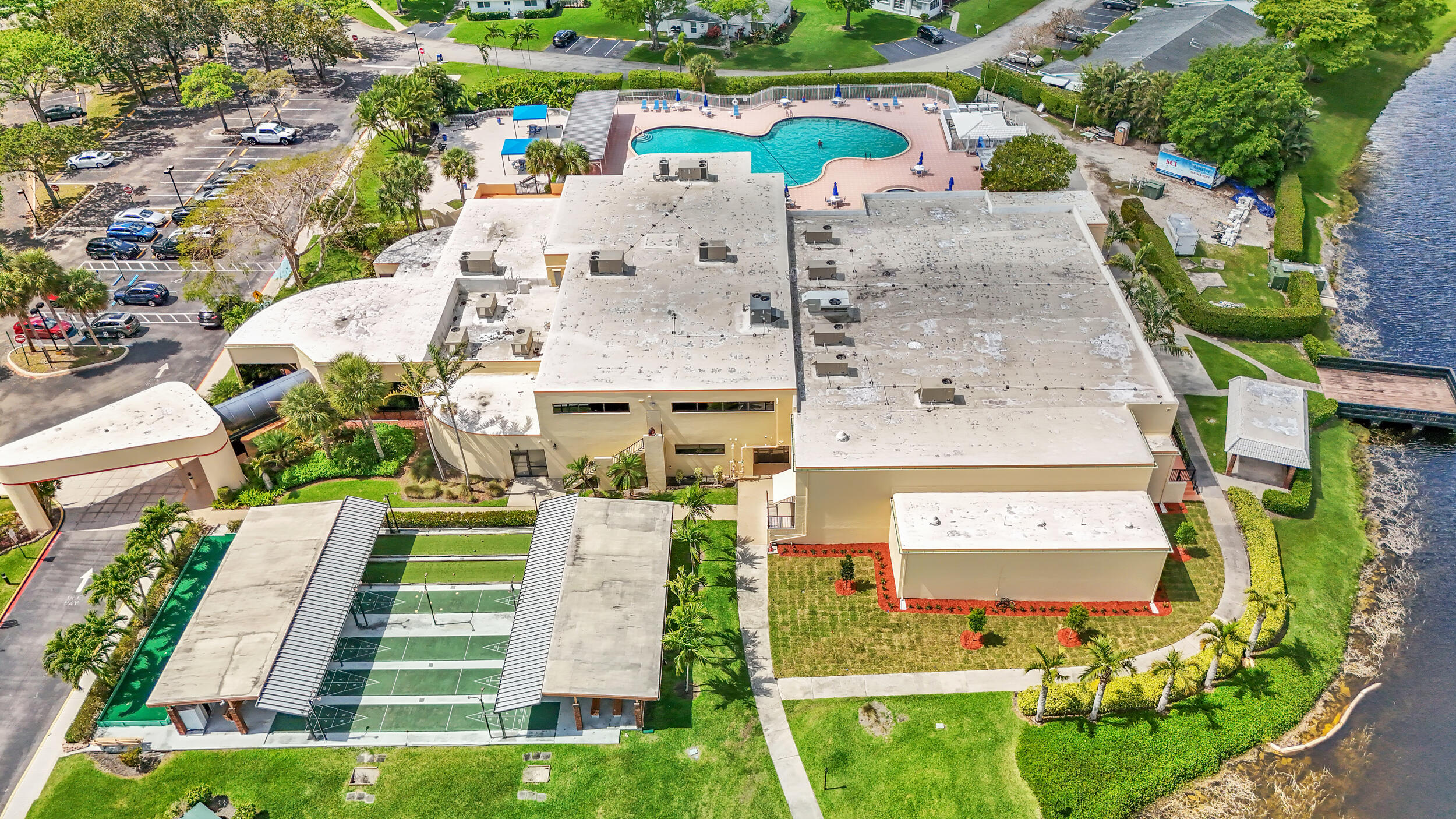 LAUDERDALE WEST 2 SEC - Residential