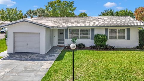 Tiny photo for 8208 NW 14 Street, Plantation, FL 33322 (MLS # B26007823)