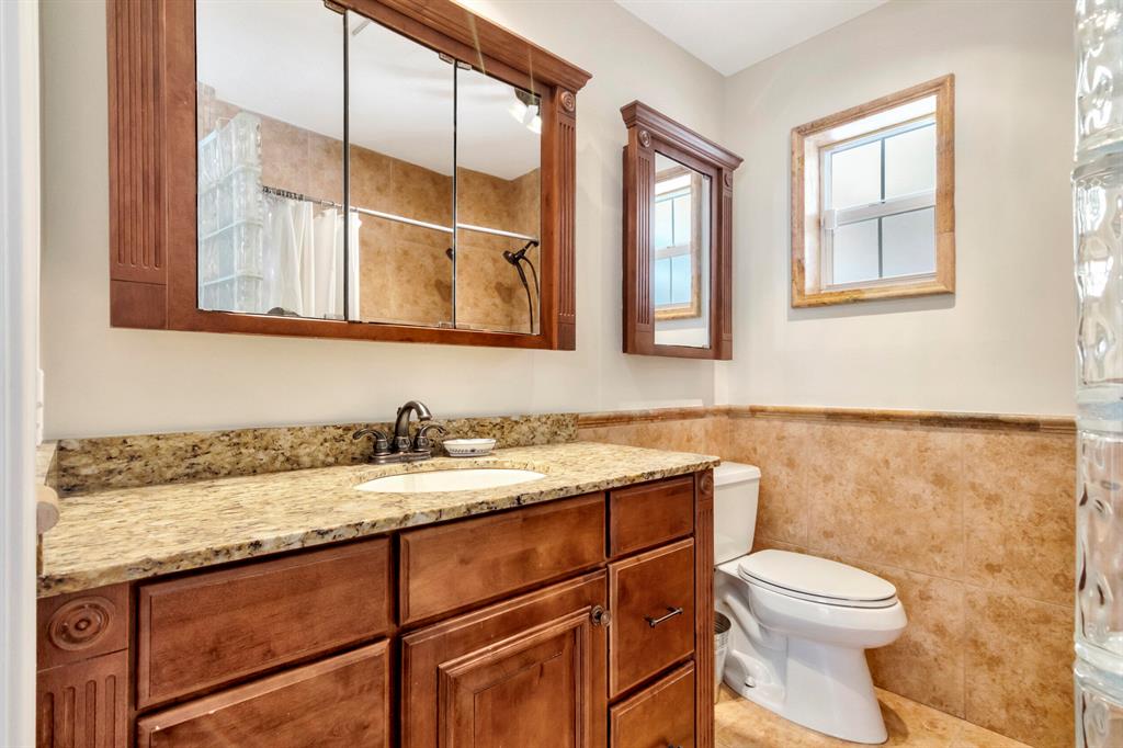 EASTWOOD - Residential