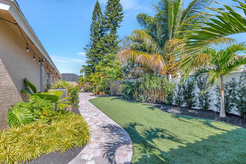 EASTWOOD - Residential