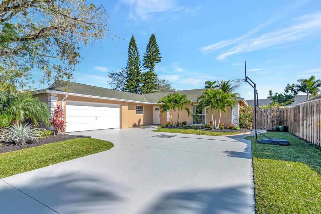 EASTWOOD - Residential