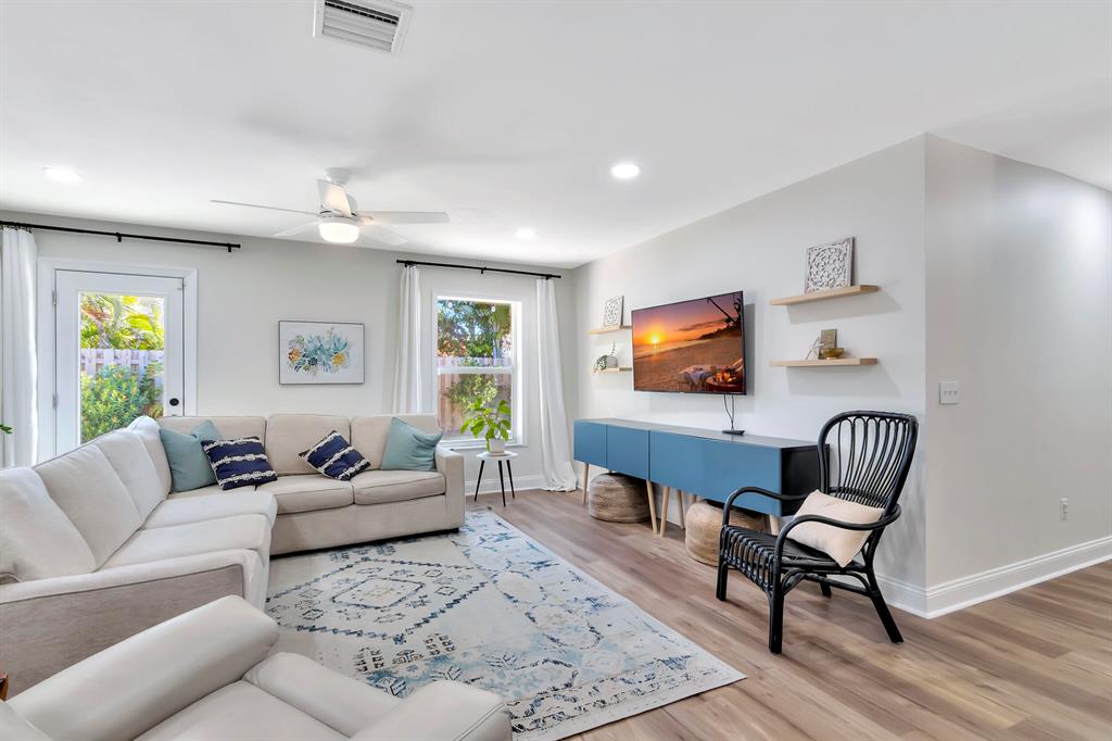 EASTWOOD - Residential