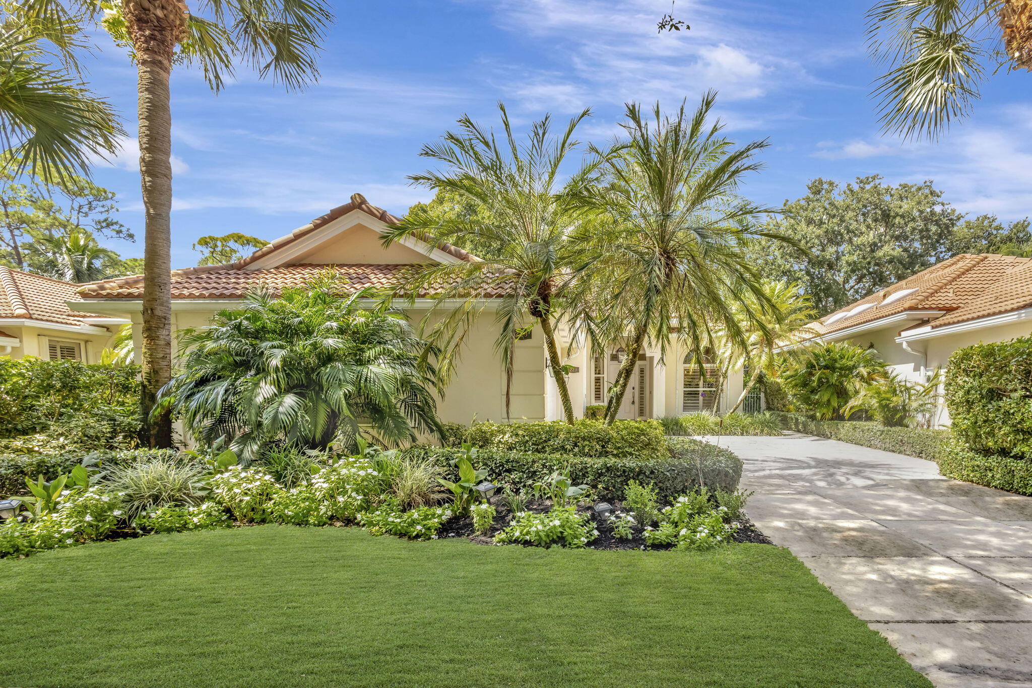 OAKS OAKS EAST 1 - Residential