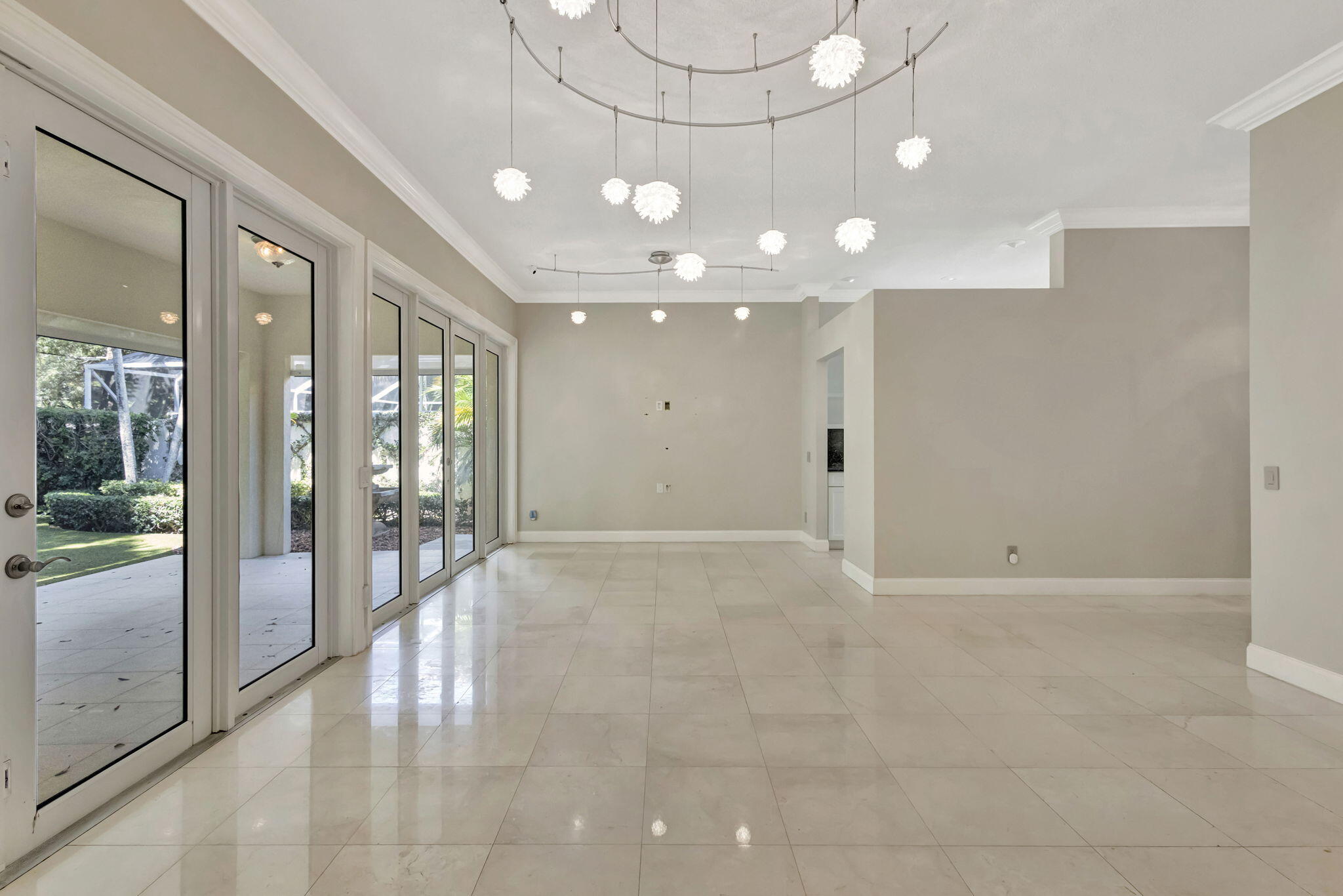 OAKS OAKS EAST 1 - Residential