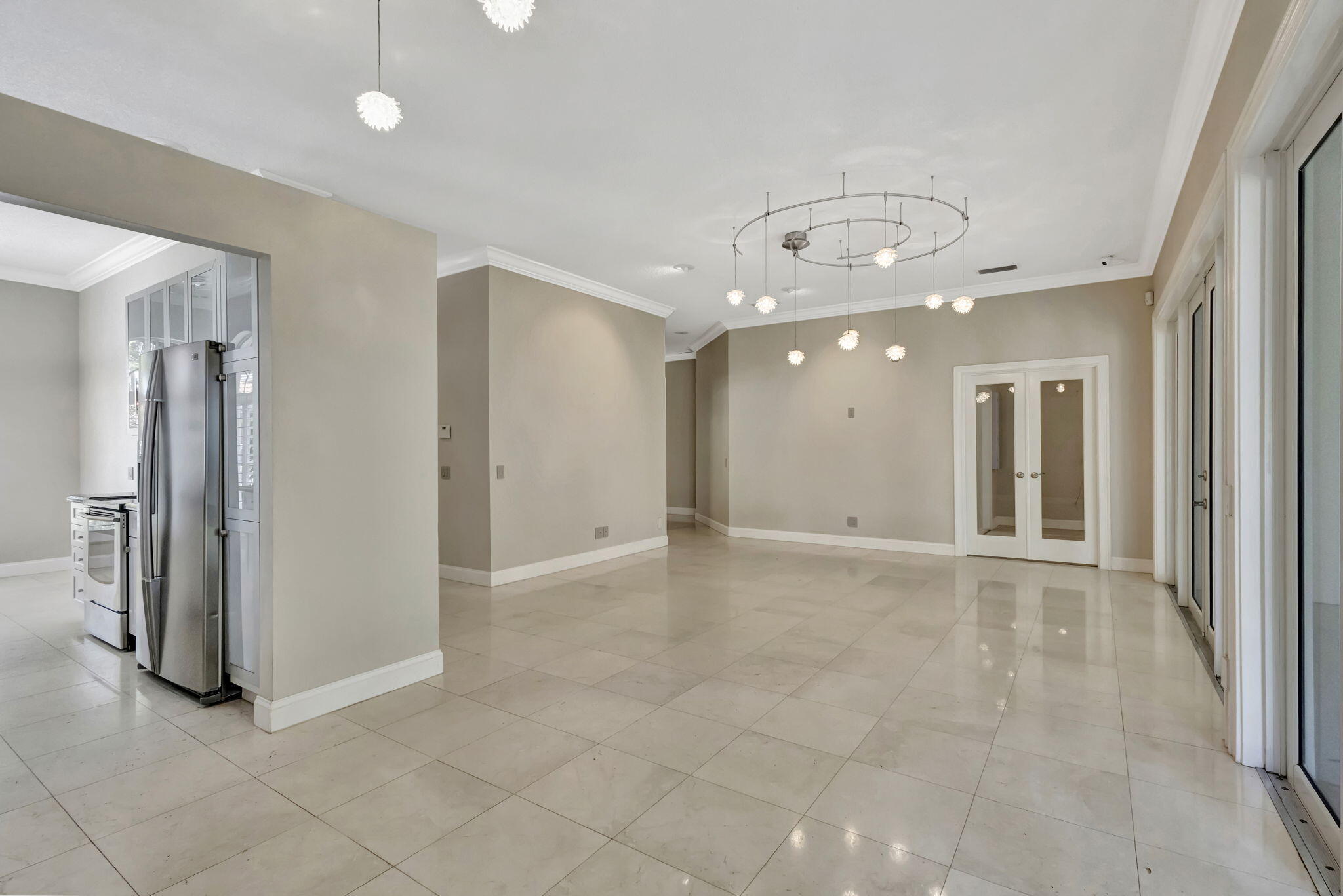 OAKS OAKS EAST 1 - Residential