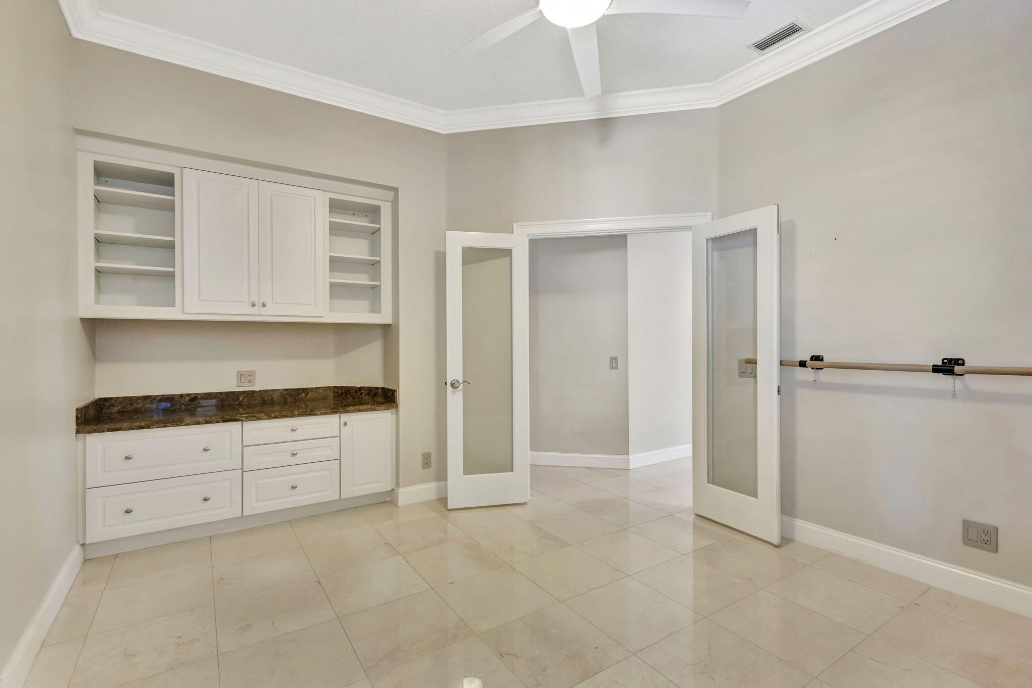 OAKS OAKS EAST 1 - Residential