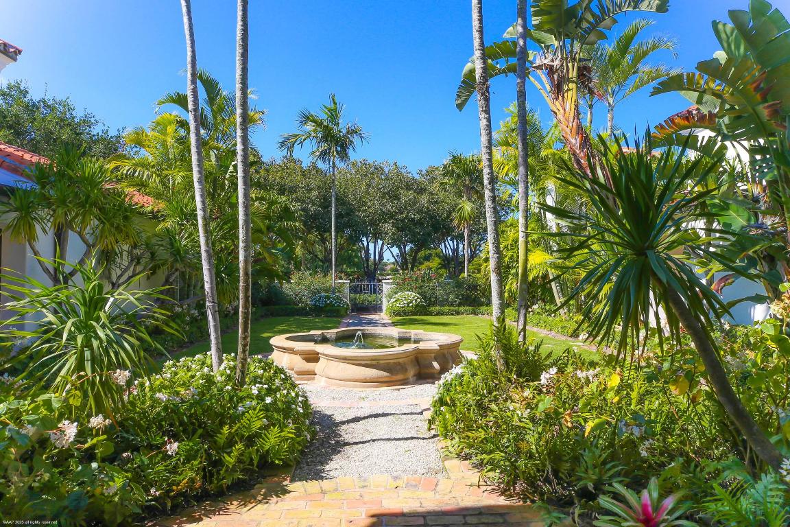 SADDLE TRAIL PARK OF WELLINGTON - Land