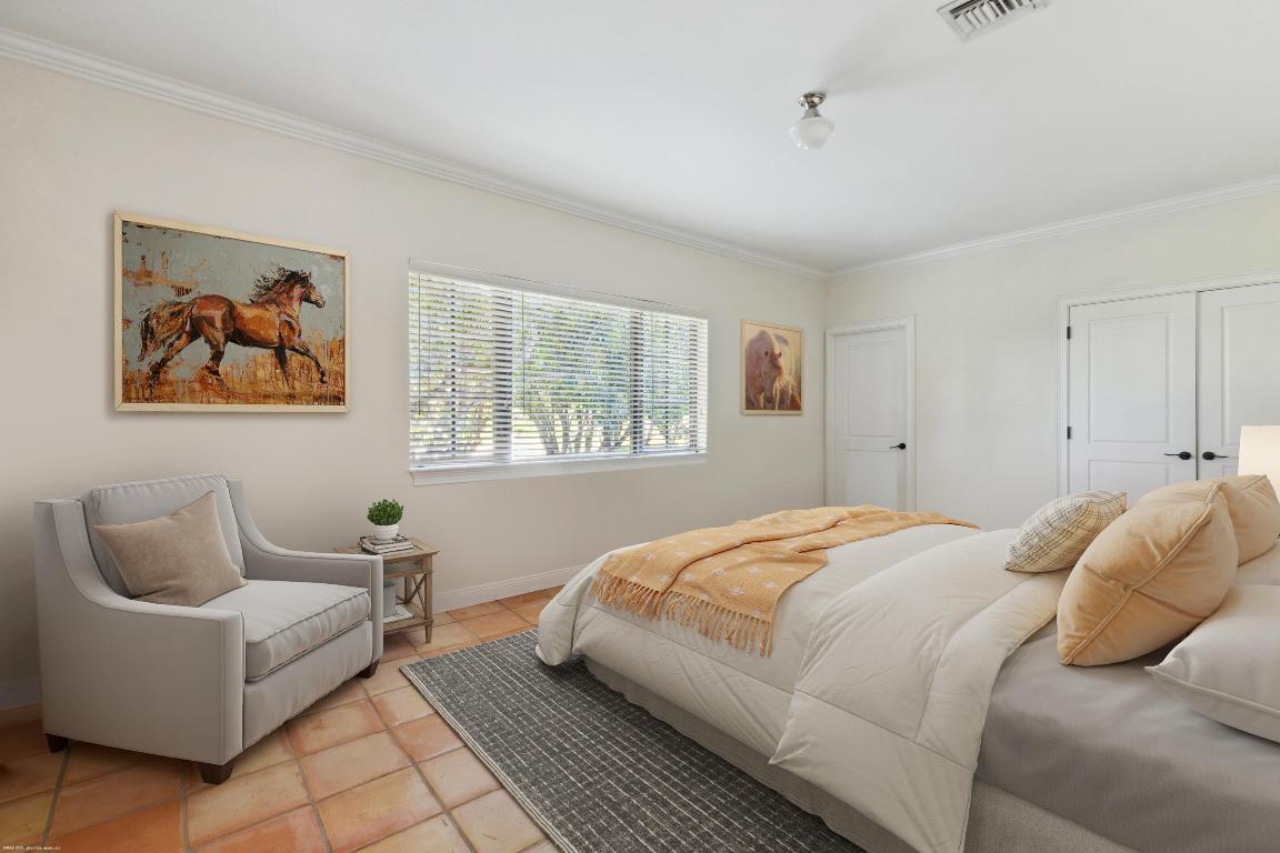 SADDLE TRAIL PARK OF WELLINGTON - Land