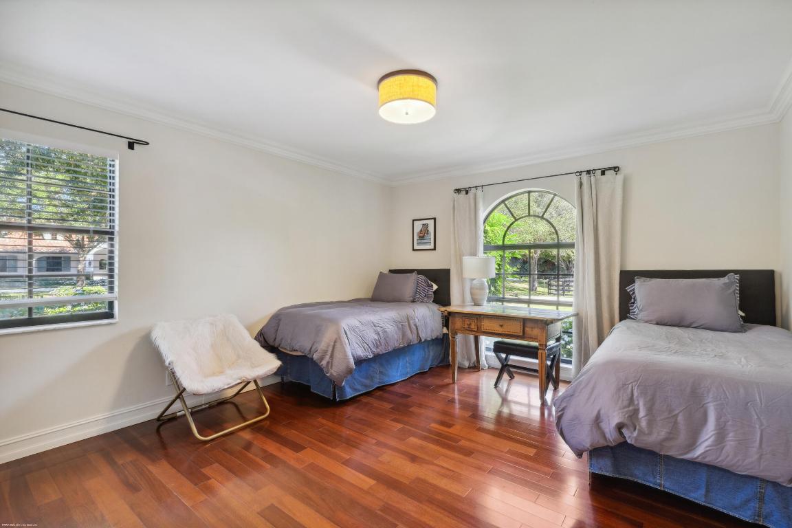 SADDLE TRAIL PARK OF WELLINGTON - Land