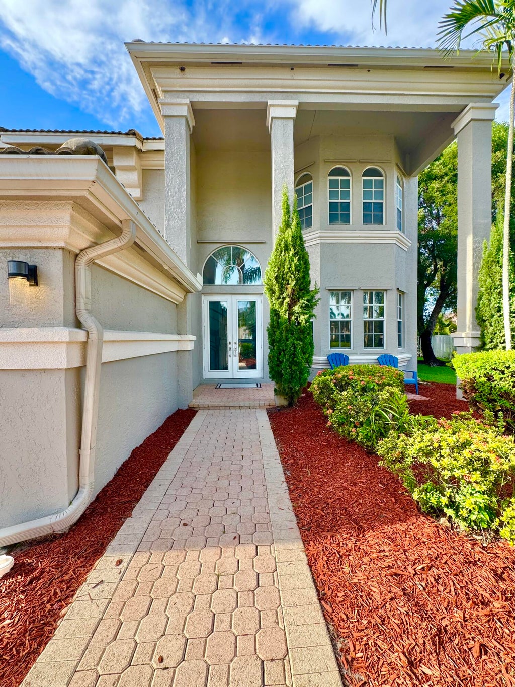 Photo of 6566 Marbletree Lane, Lake Worth, FL 33467 (MLS # B26069876)