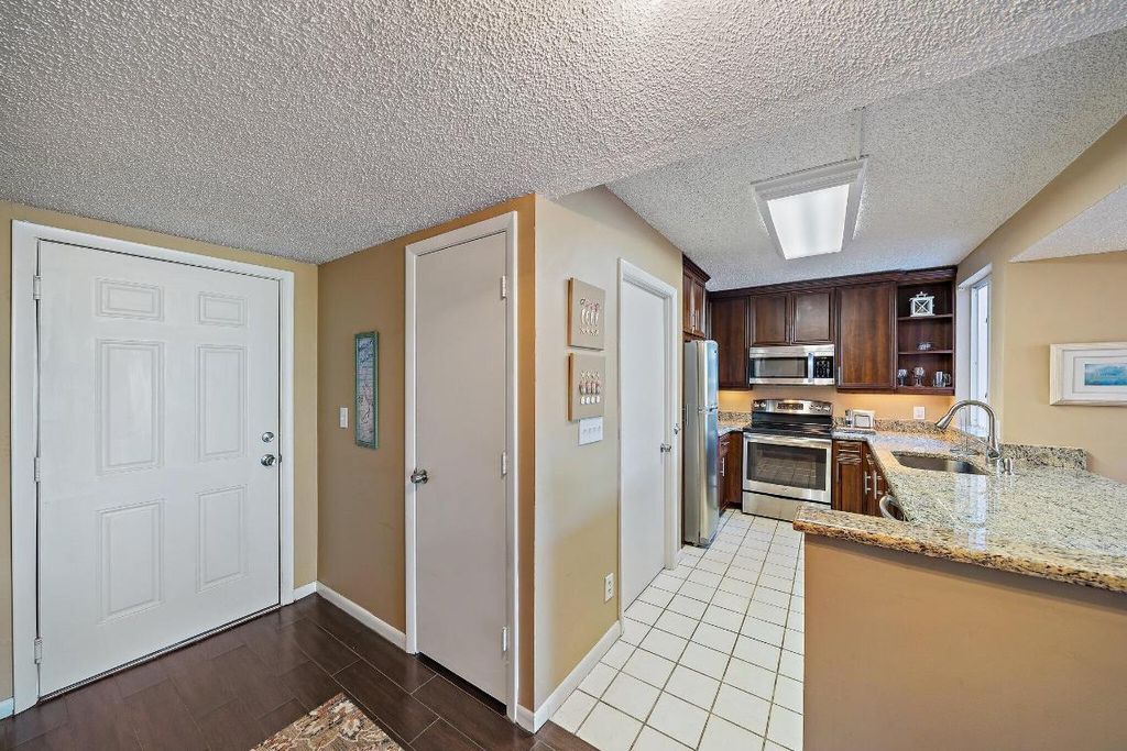 Photo of 353 S Us Highway 1 #D106, Jupiter, FL 33477 (MLS # R10976370)