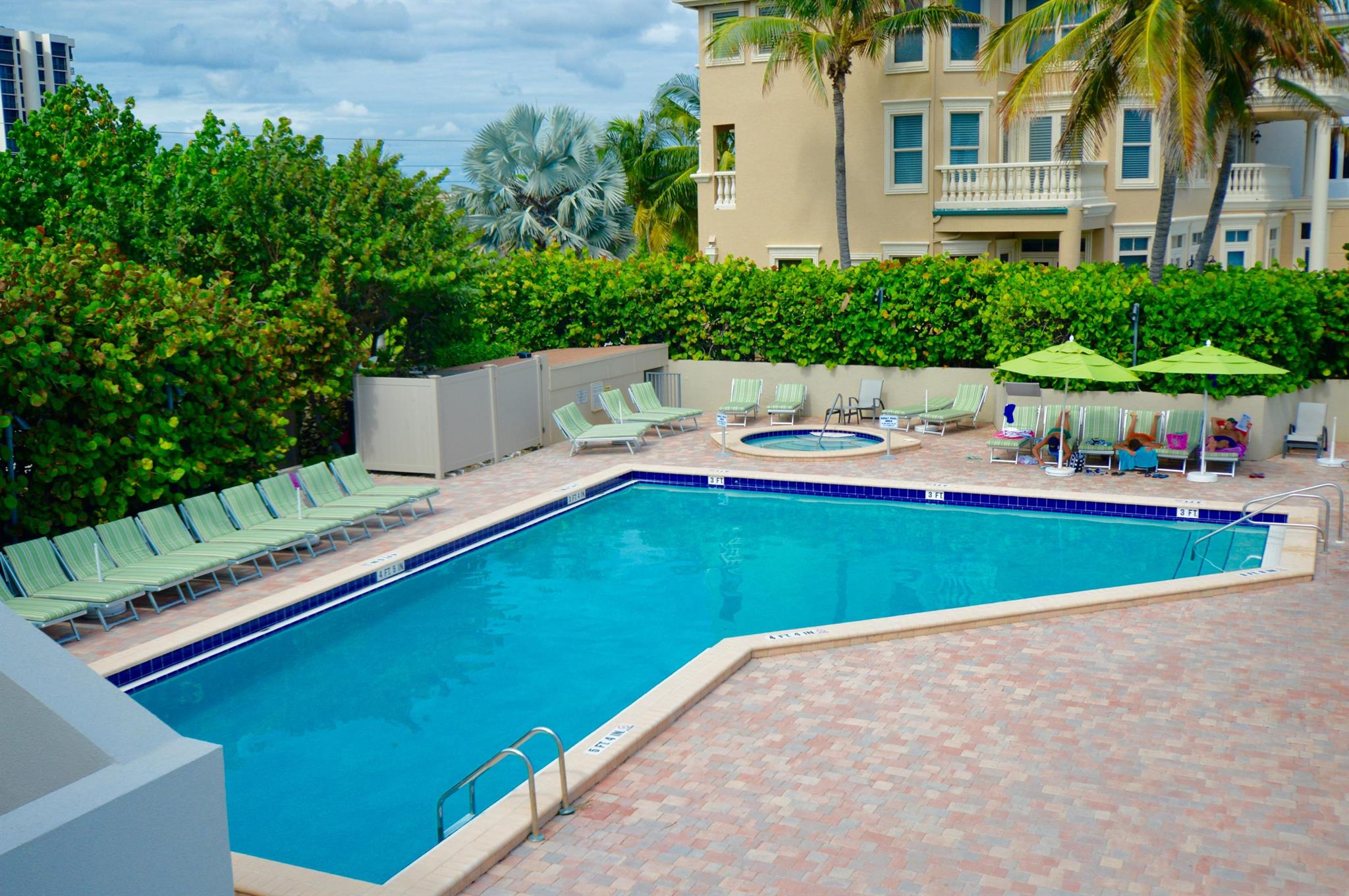 DALTON PLACE CONDO - Residential Lease