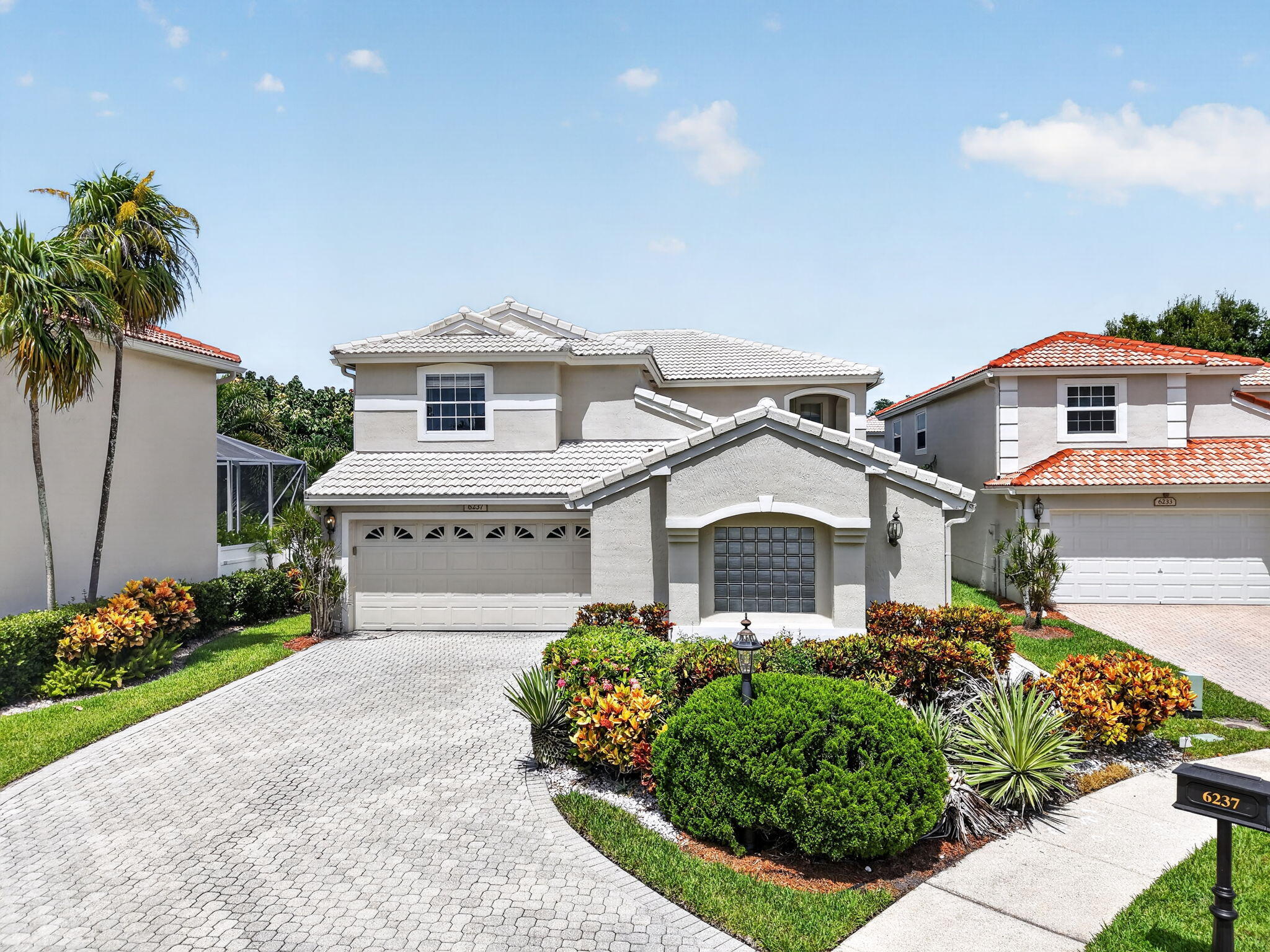 6237 Brava Way, Boca Raton, FL, 33433/$724,000 3 6237 Brava Way