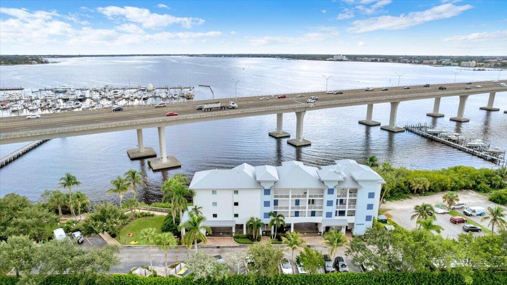 Photo of 415 NW Flagler Avenue, Stuart, FL 34994 (MLS # B26079854)