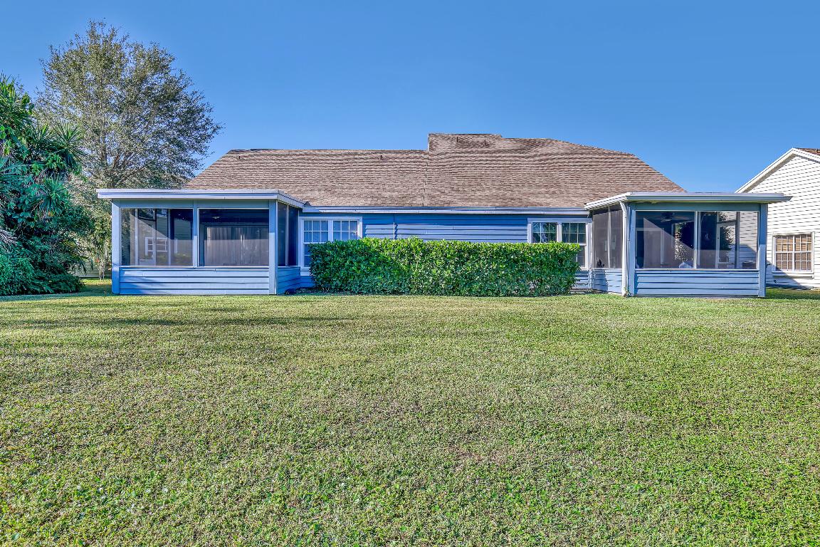 EMERALD FOREST OF WELLINGTON - Residential