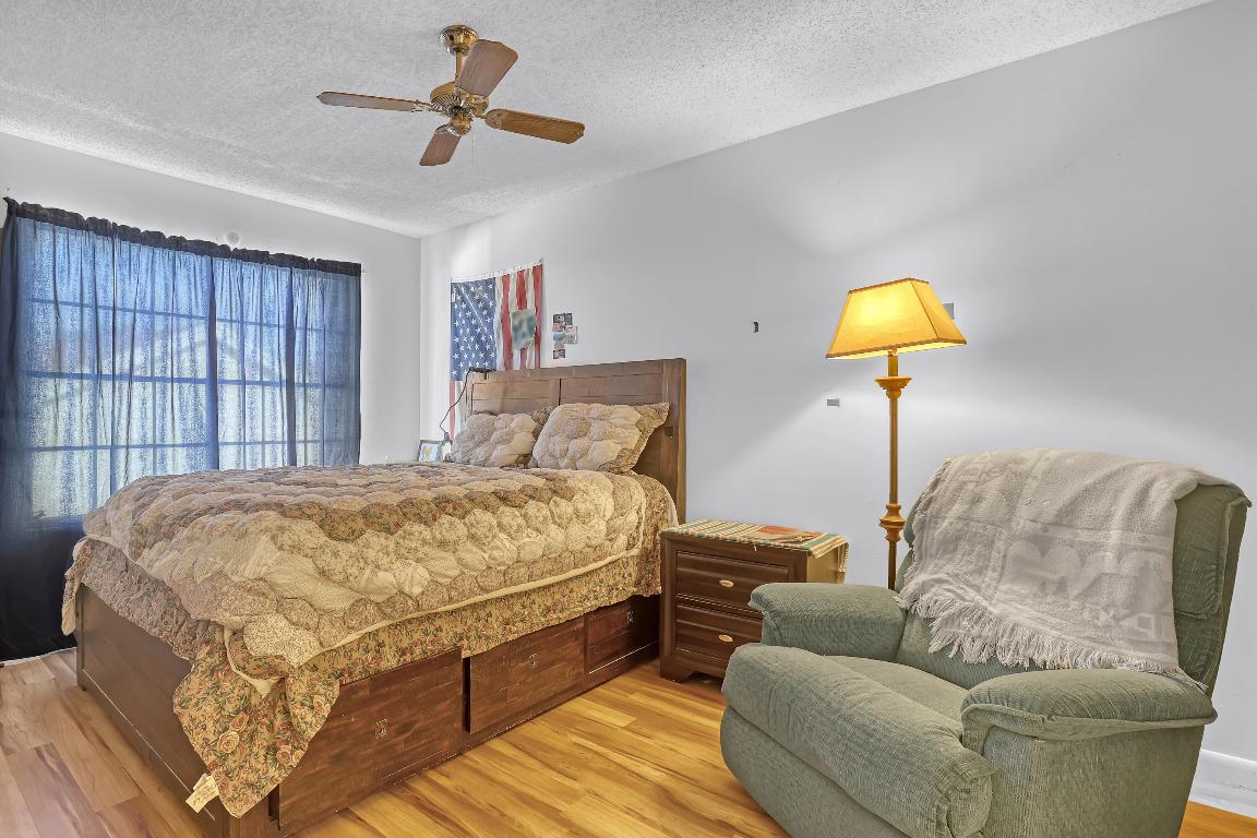 EMERALD FOREST OF WELLINGTON - Residential