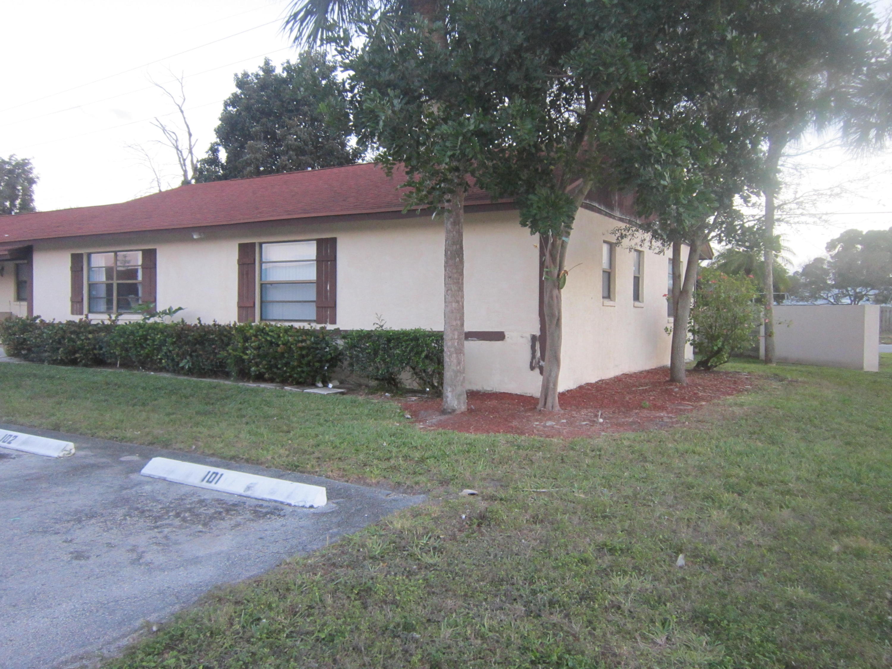 GLENWOOD VILLAGE COND - Residential