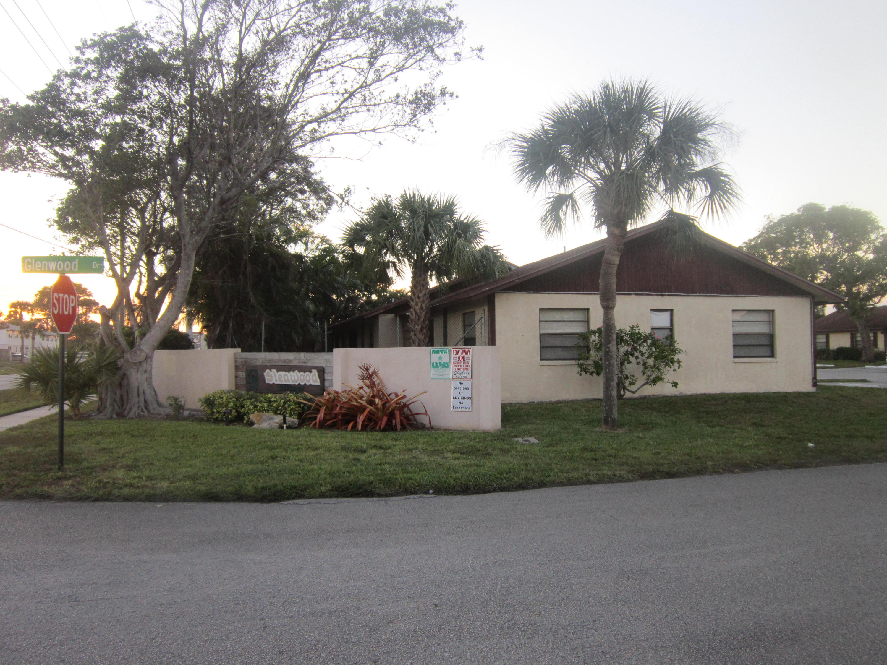 GLENWOOD VILLAGE COND - Residential