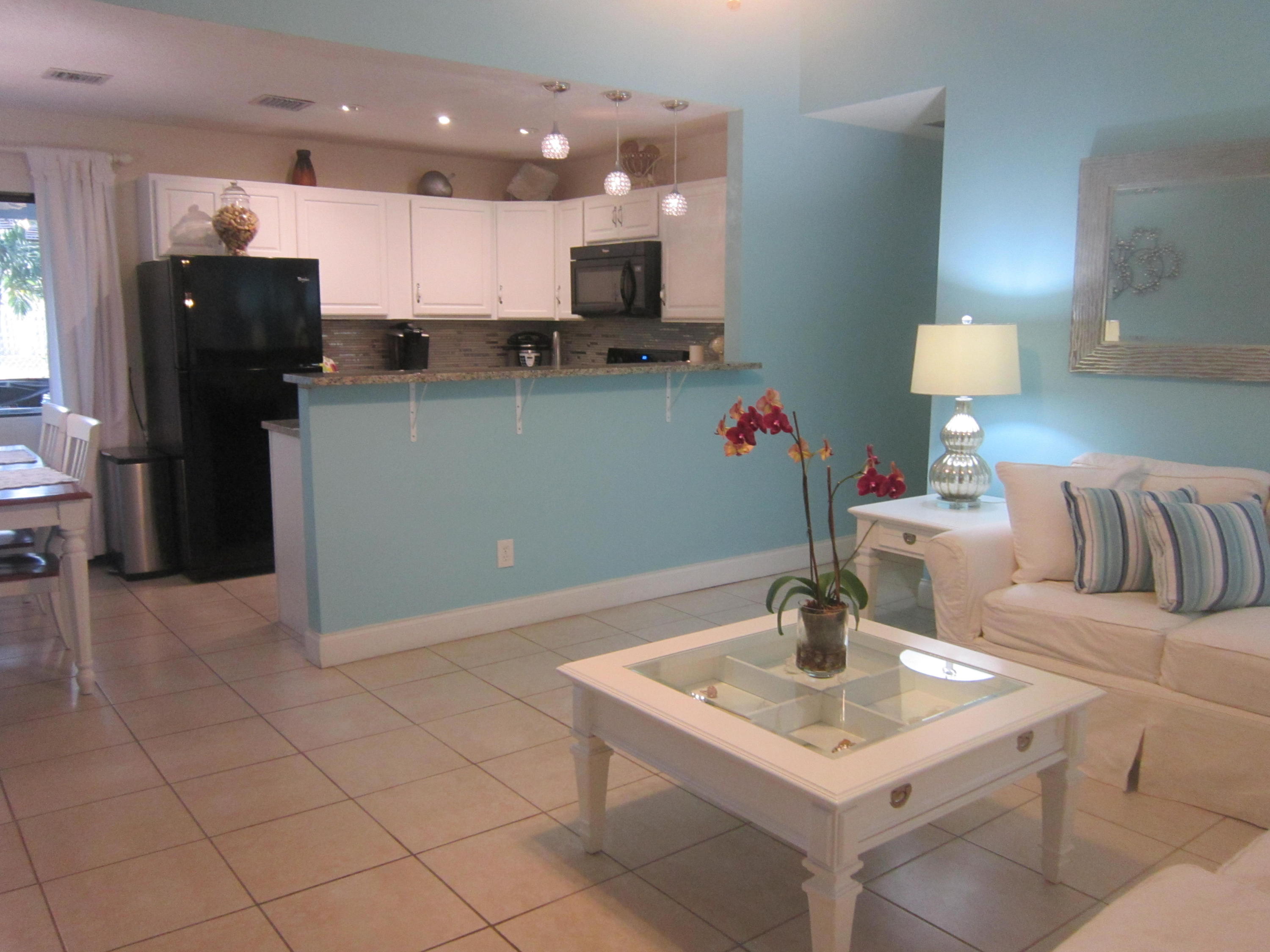 GLENWOOD VILLAGE COND - Residential