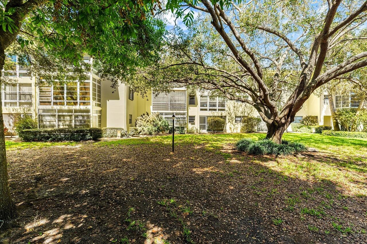 Royal Park Buildings - Residential Lease