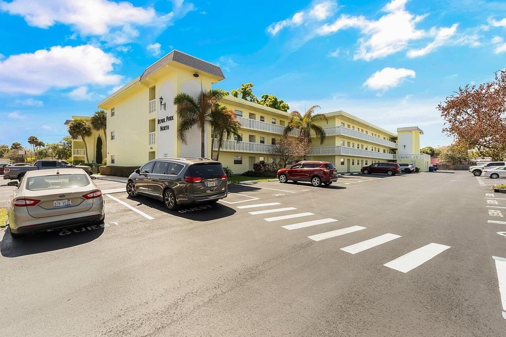 Photo of 1100 Ponce De Leon Circle #N210, Vero Beach, FL 32960 (MLS # B26002549)