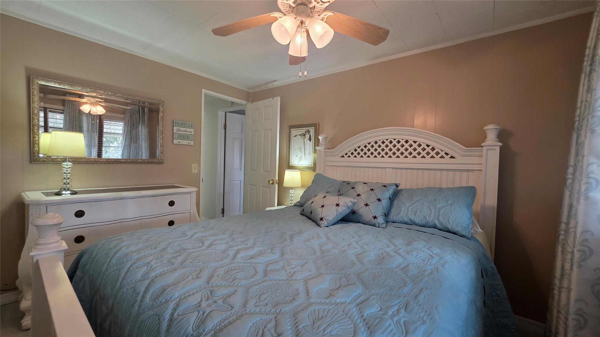 Park City Sec Two 56-25 B - Residential