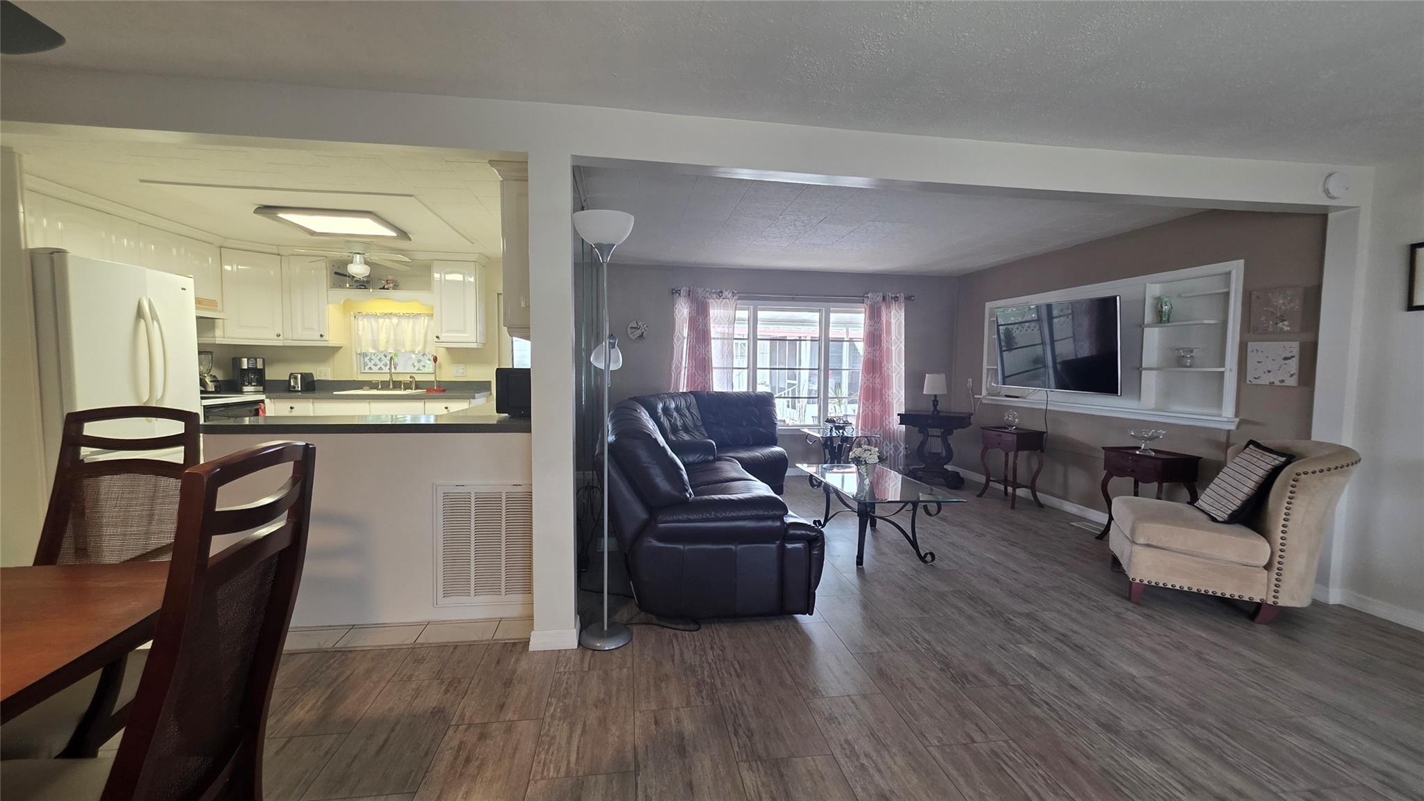 Park City Sec Two 56-25 B - Residential