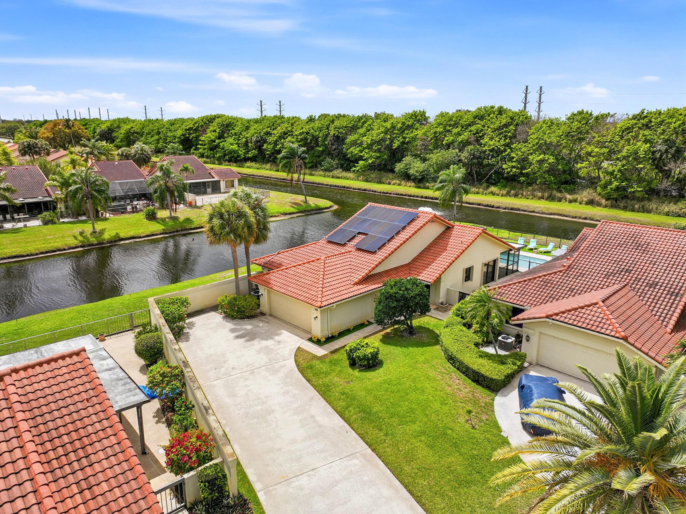 SARATOGA POINTE - Residential