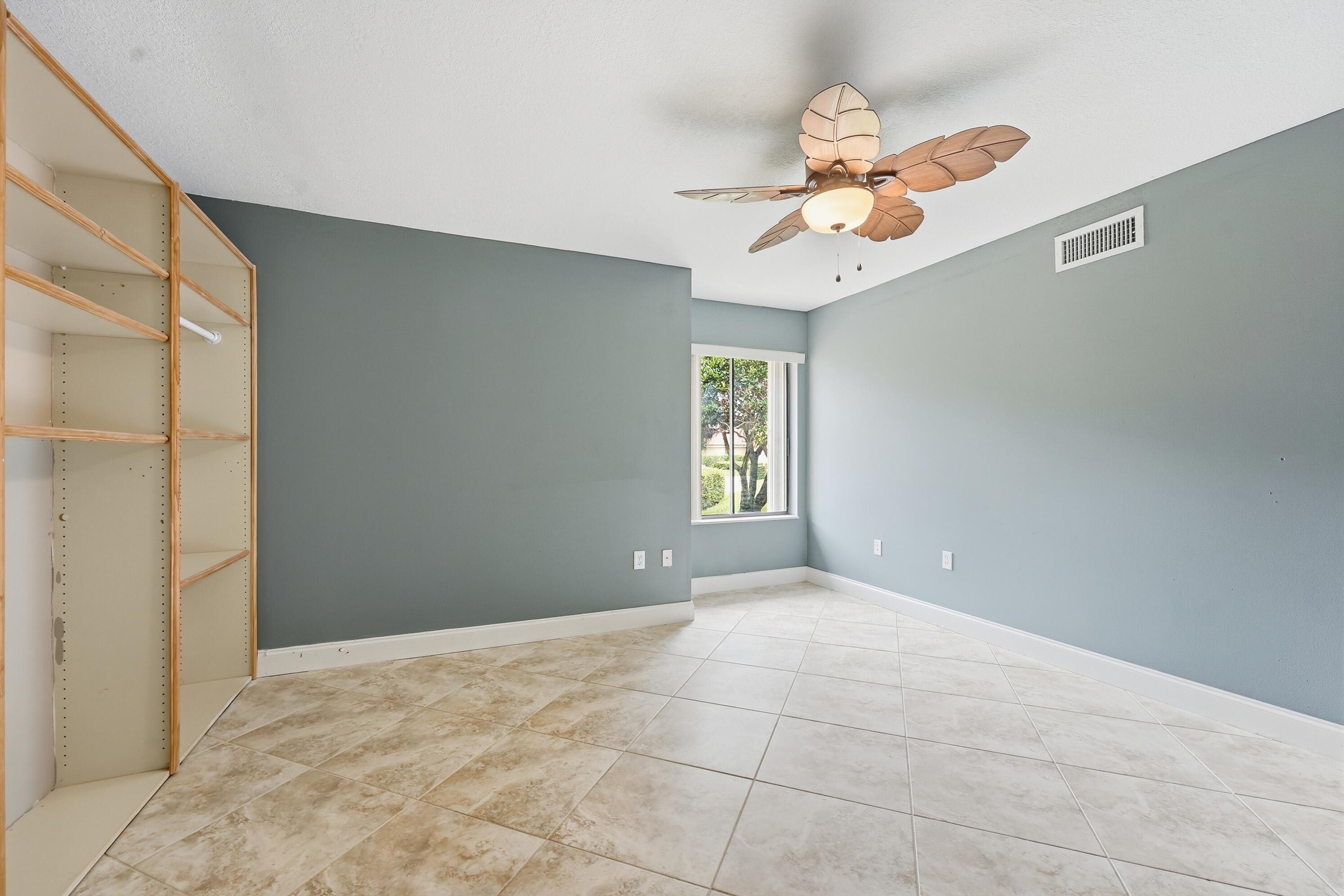 SARATOGA POINTE - Residential