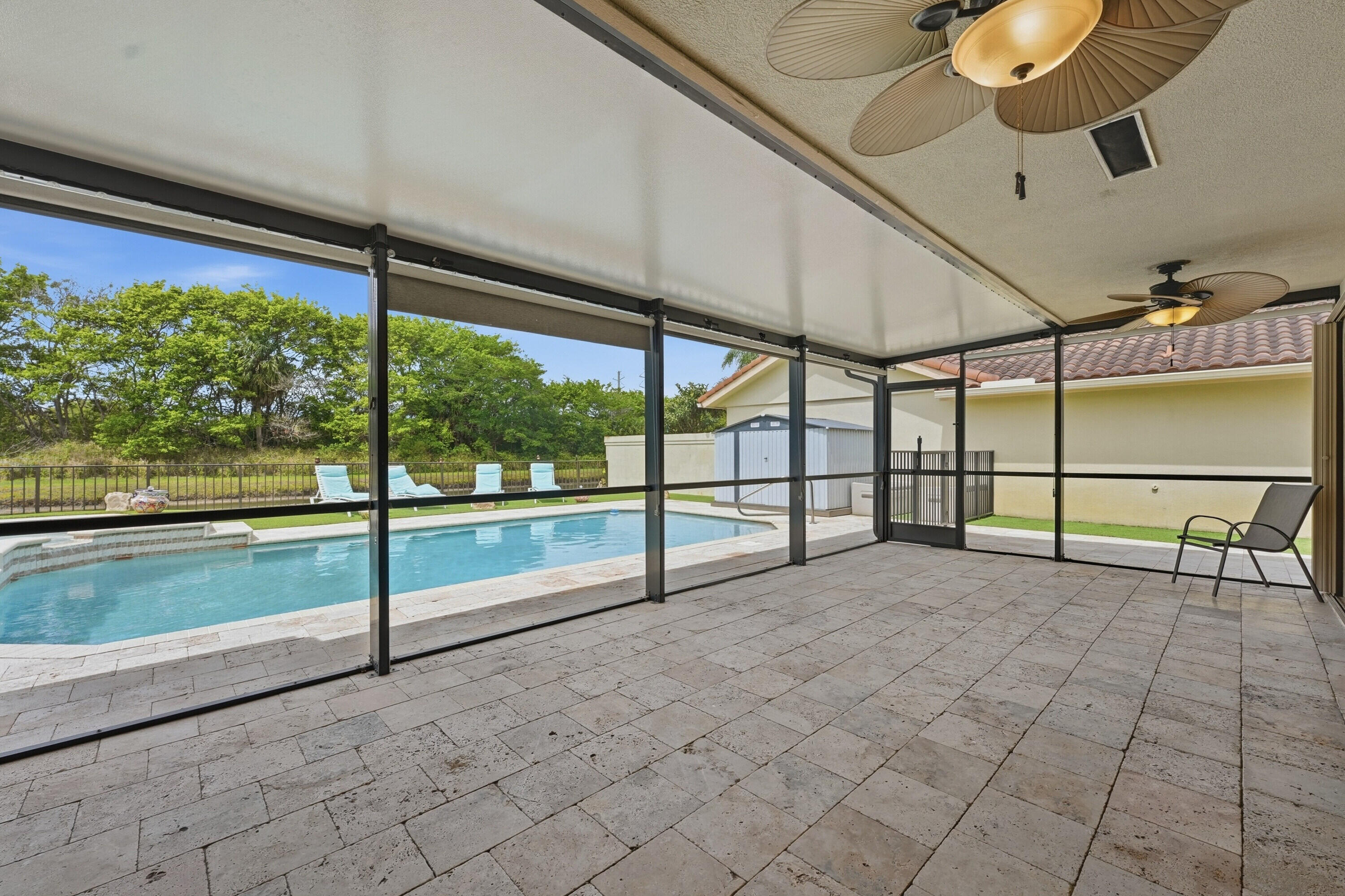 SARATOGA POINTE - Residential