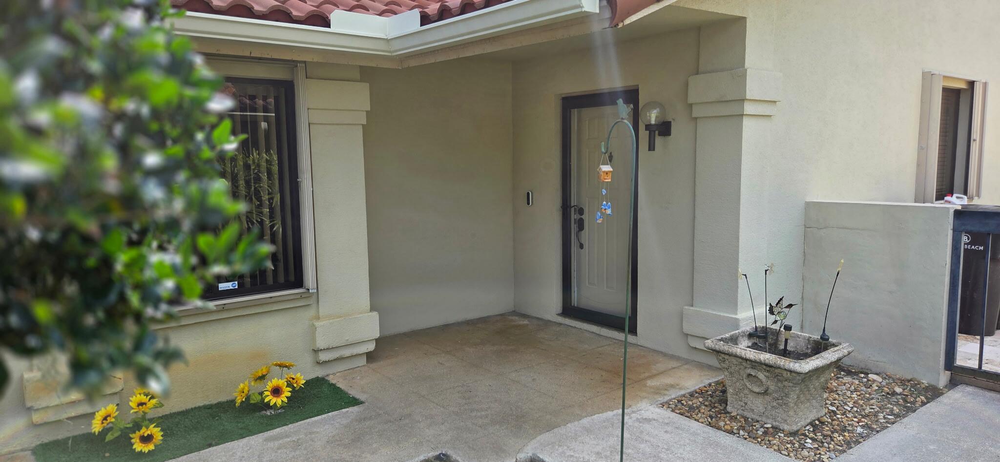 SARATOGA POINTE - Residential