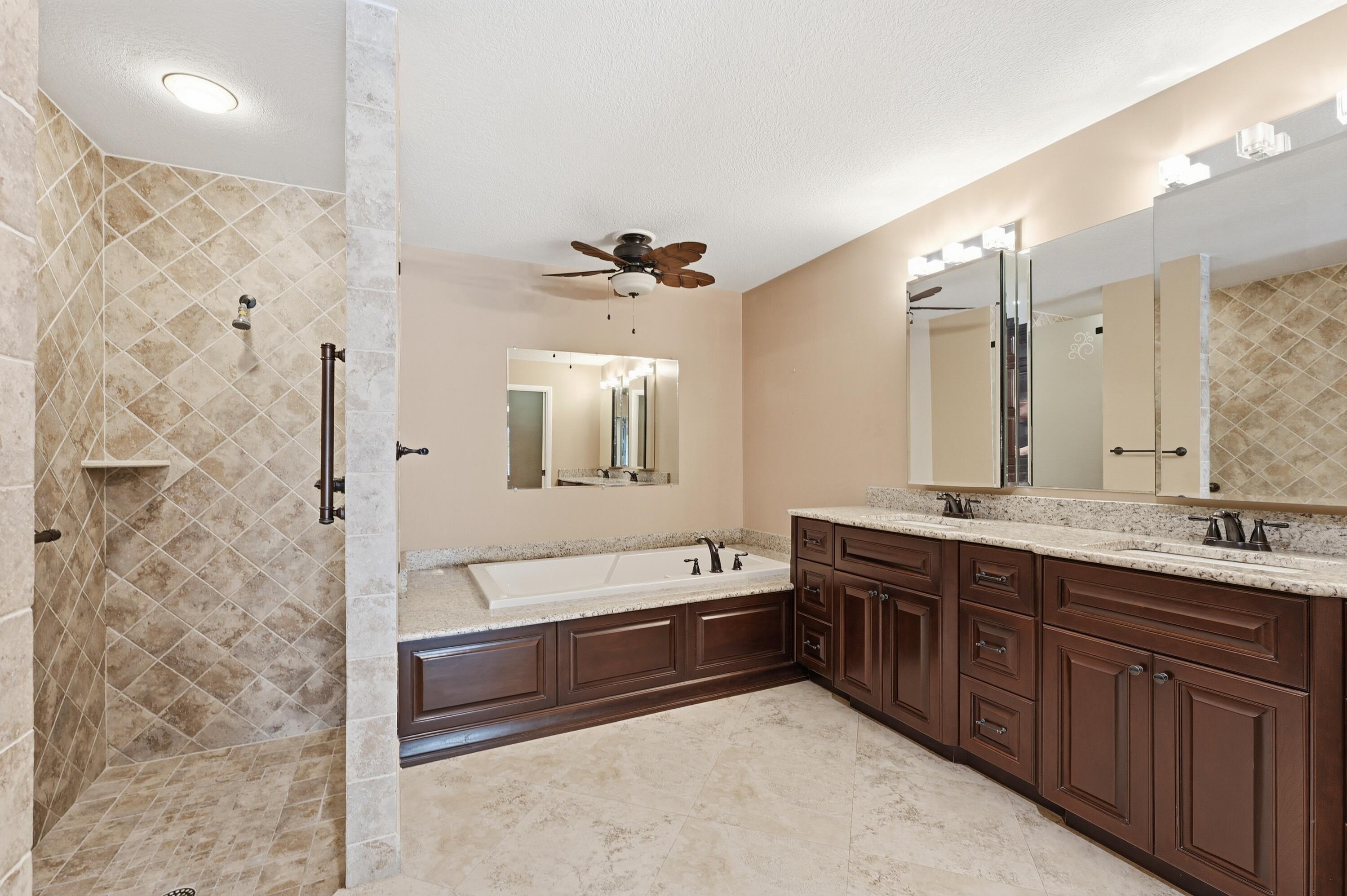 SARATOGA POINTE - Residential