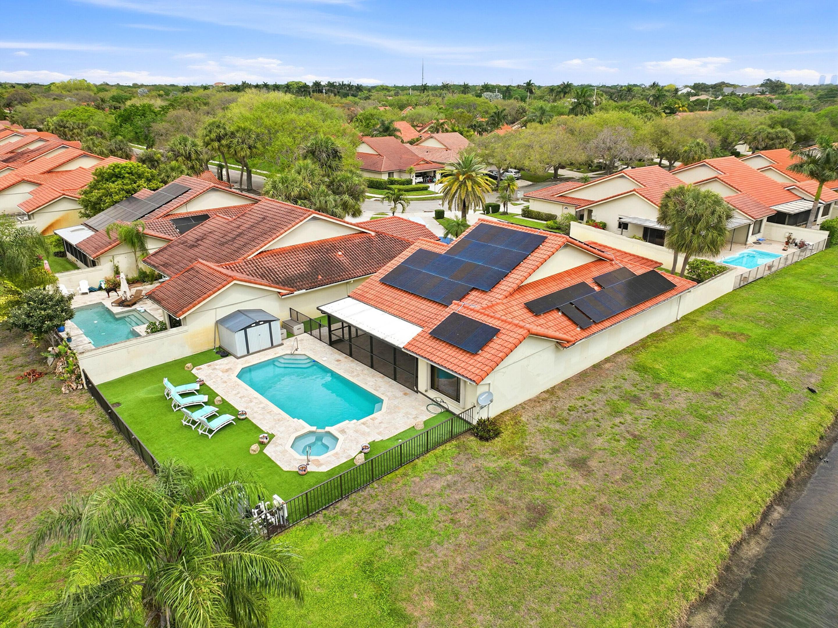 SARATOGA POINTE - Residential