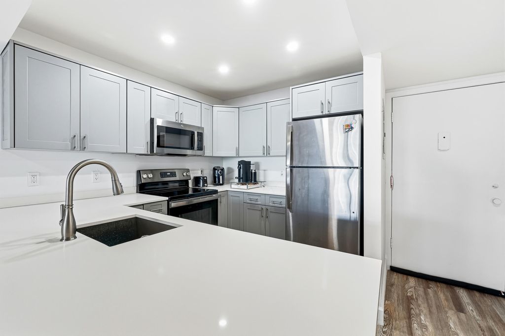 Photo of 1502 S Lakeside Drive #116, Lake Worth Beach, FL 33460 (MLS # R11164551)