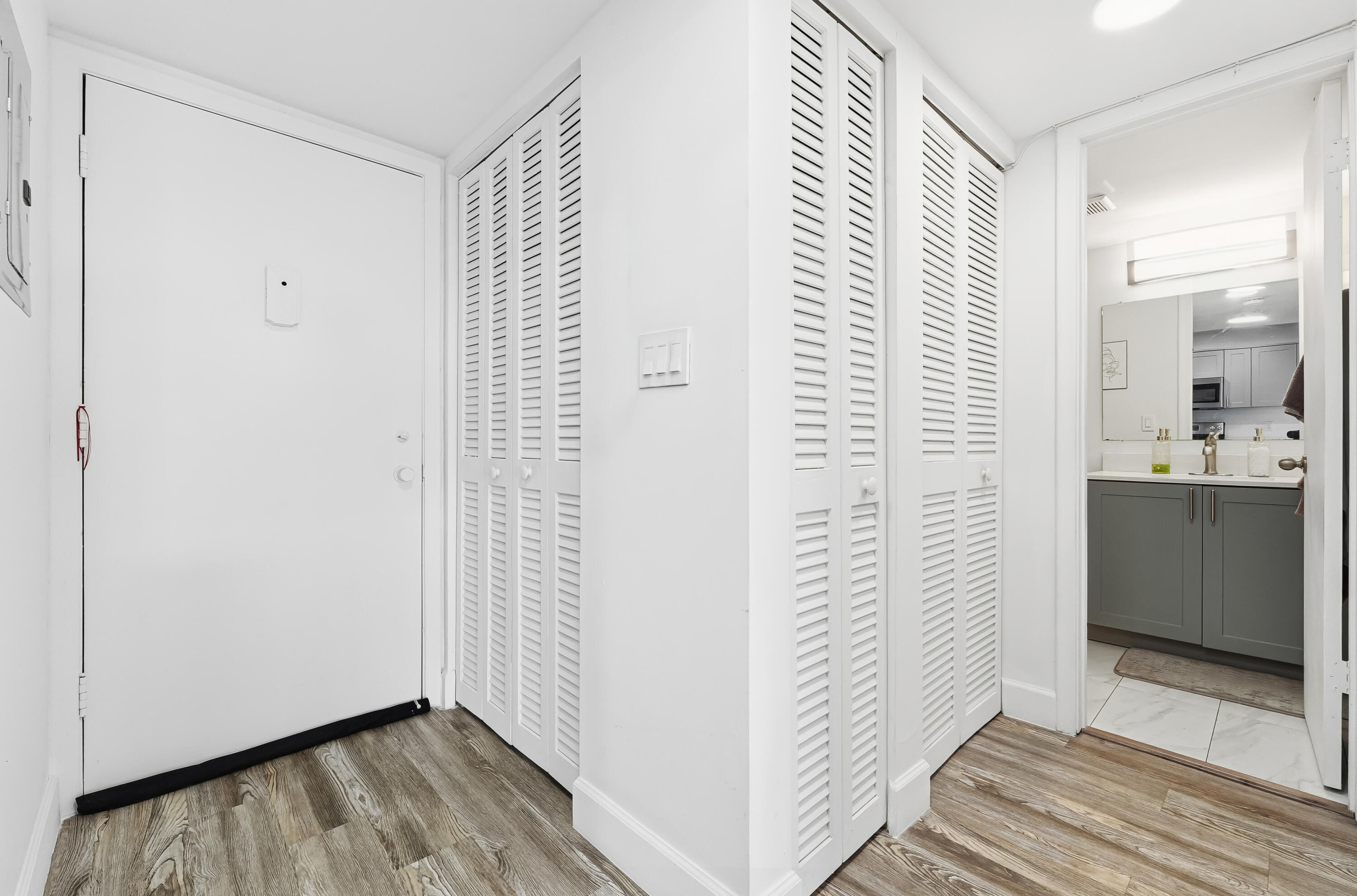 PALM LAKE 1 CONDO - Residential