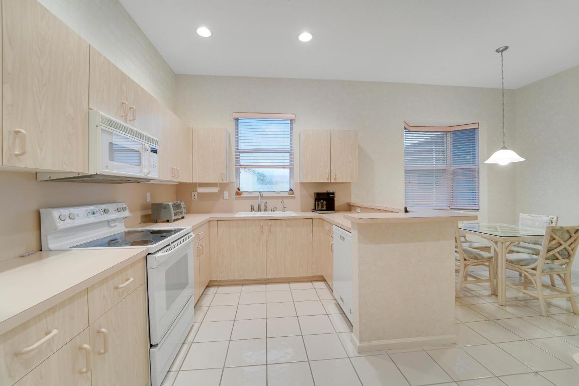 Summer Chase - Residential