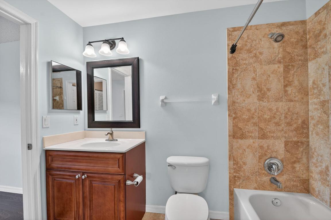 Venetian Isles - Residential