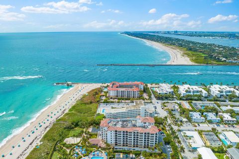 A home in Palm Beach Shores