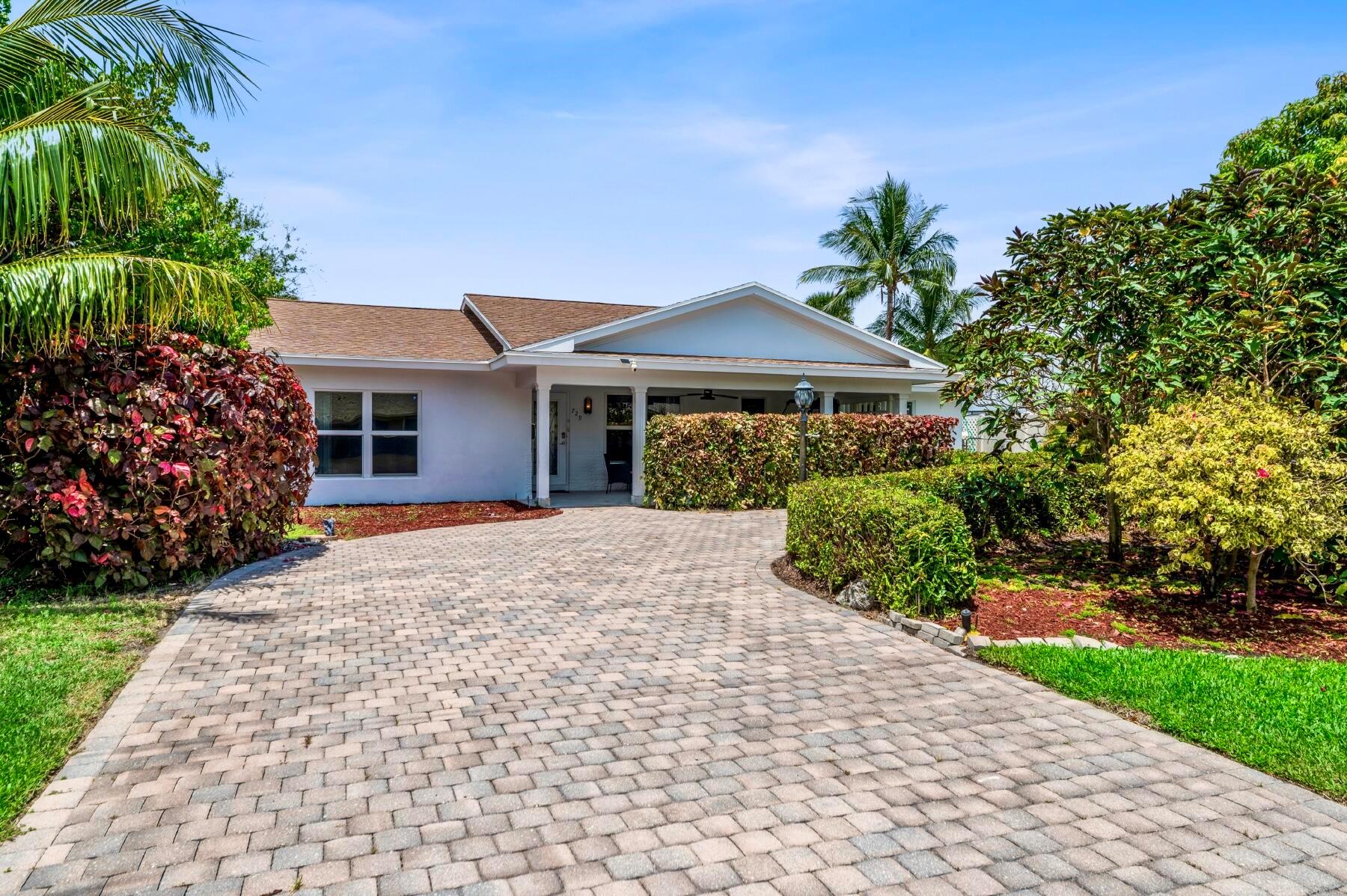 729 Heron Drive