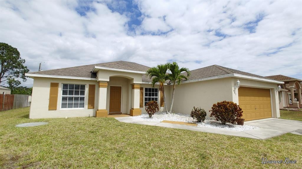 Photo of 967 SW Connecticut Terrace, Port Saint Lucie, FL 34953 (MLS # R10706460)