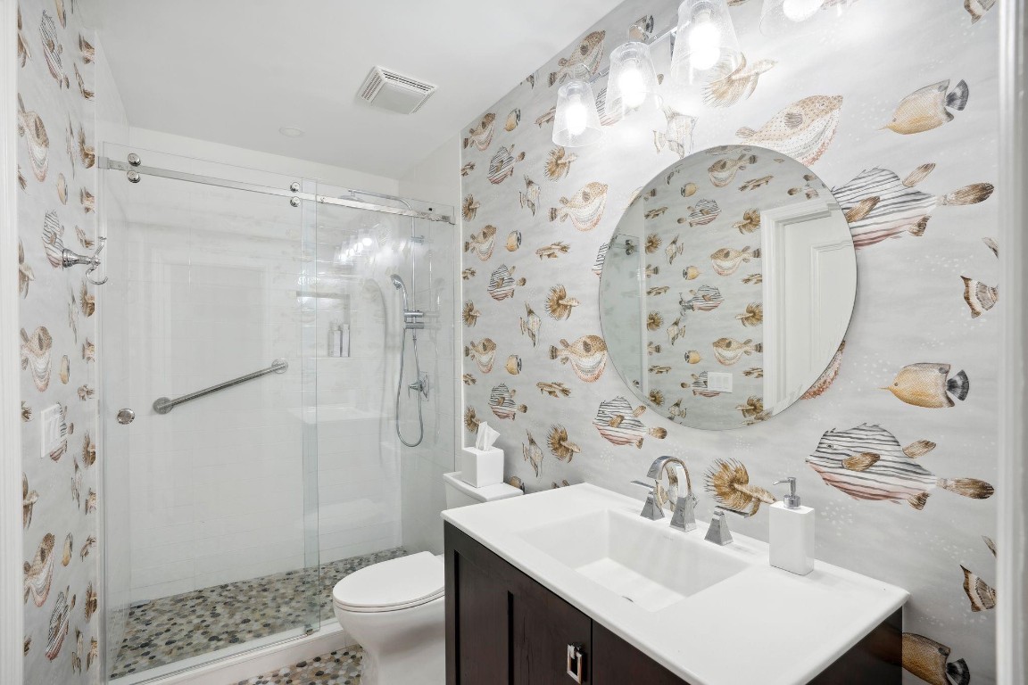 Bay Colony - Residential