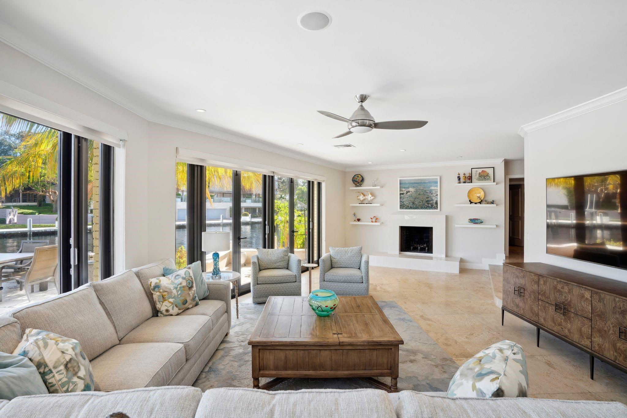 Bay Colony - Residential